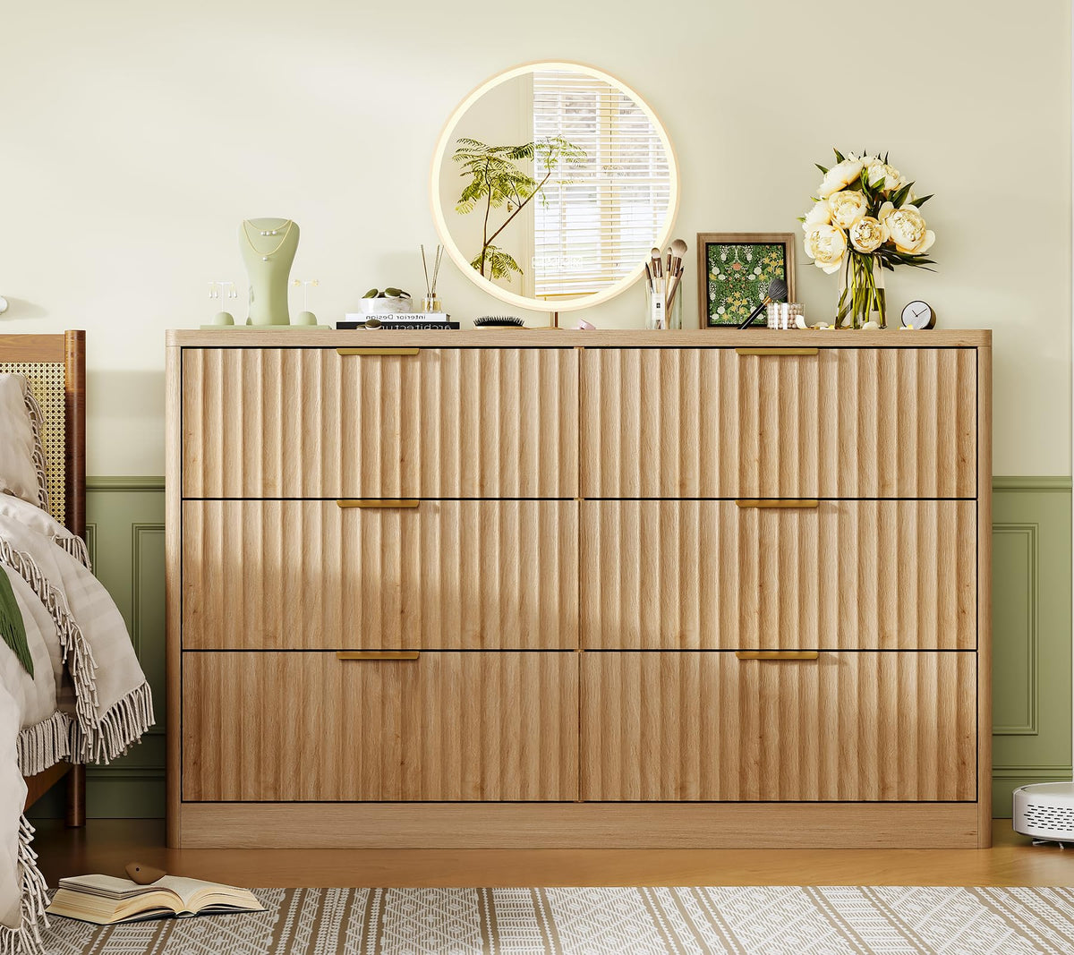 Fluted 6 Drawer Wood Dresser H681